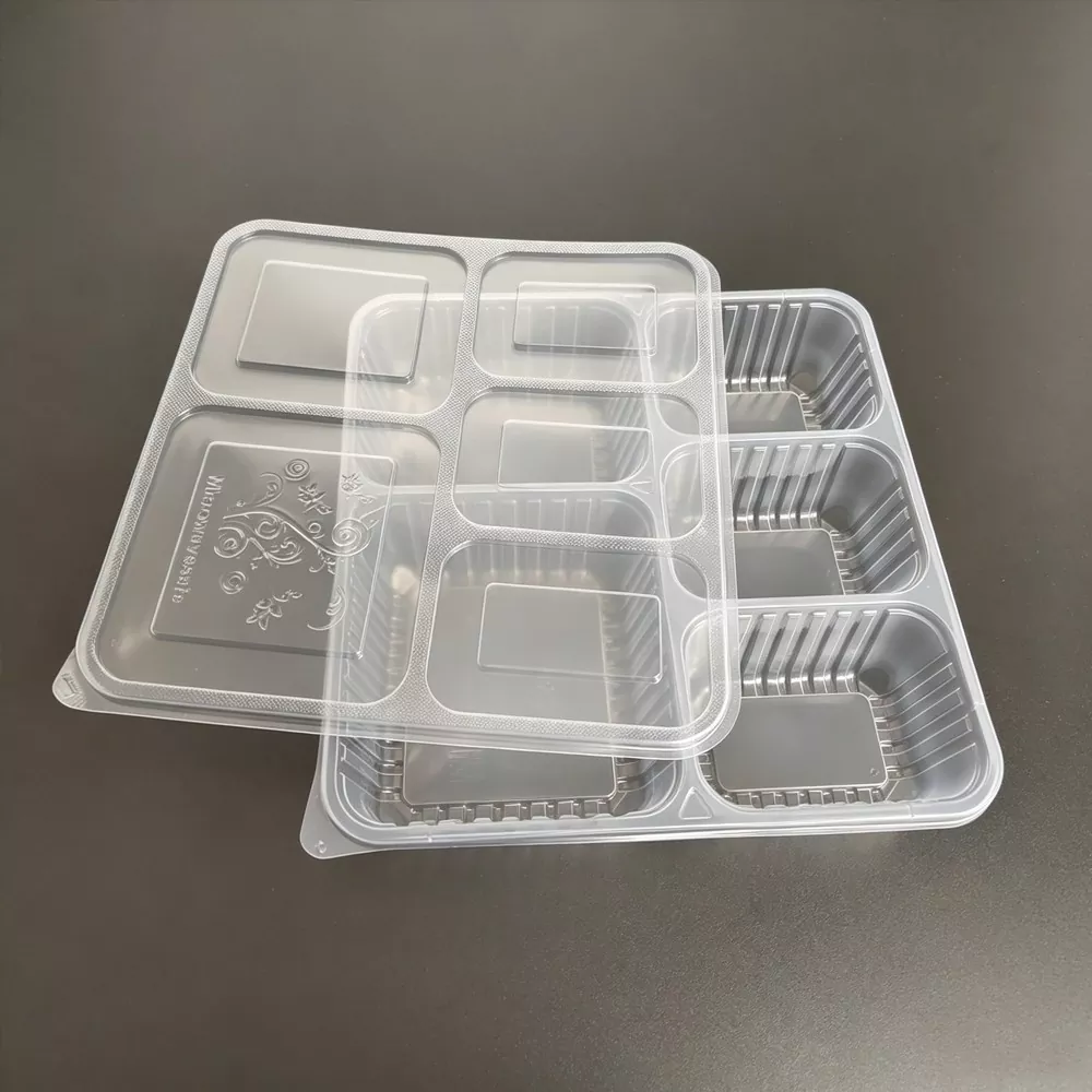 Plastična škatla za malico s predelki za večkratno uporabo Plastična škatla za malico s predelki za večkratno uporabo